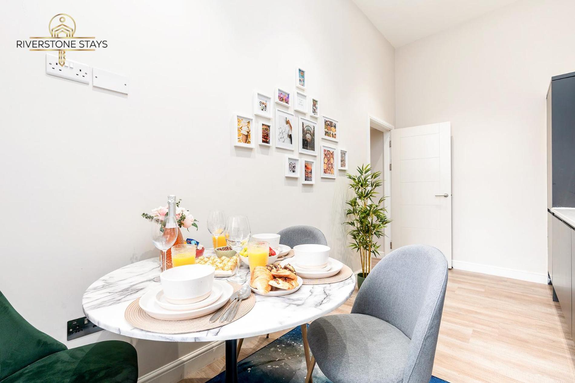 Beautiful Apartment & Central Location & King Size Bed Лідс Екстер'єр фото